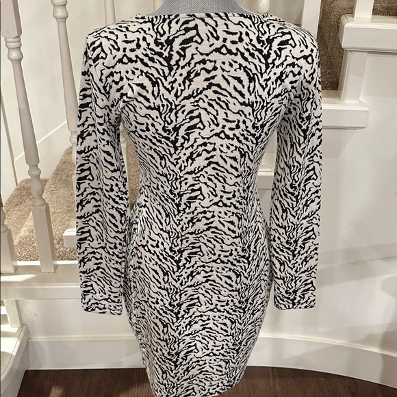 As new. Walter baker dress - Picture 9 of 9